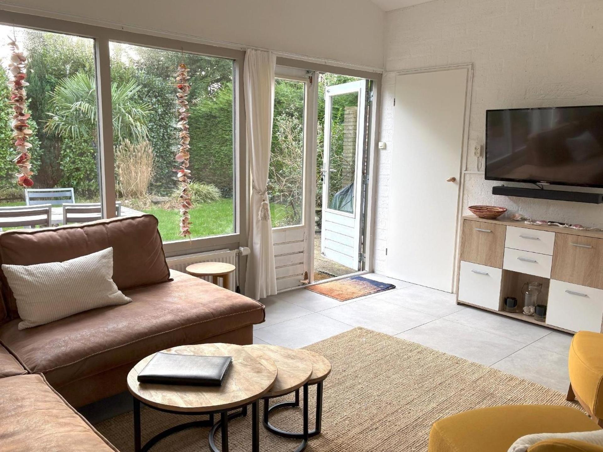 Gemuetliches, Helles Ferienhaus Mit Privatem Garten In Gepflegtem Ferienpark Warmenhuizen ภายนอก รูปภาพ